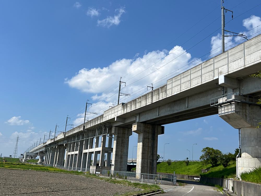 北陸新幹線高架橋